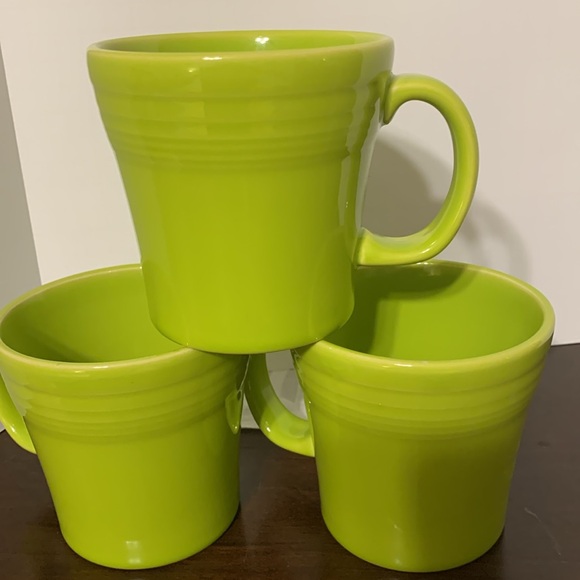 Fiesta Lime Green Dining Mugs - Picture 11 of 11